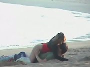 Voyeured couple public sex on the beach early in morning